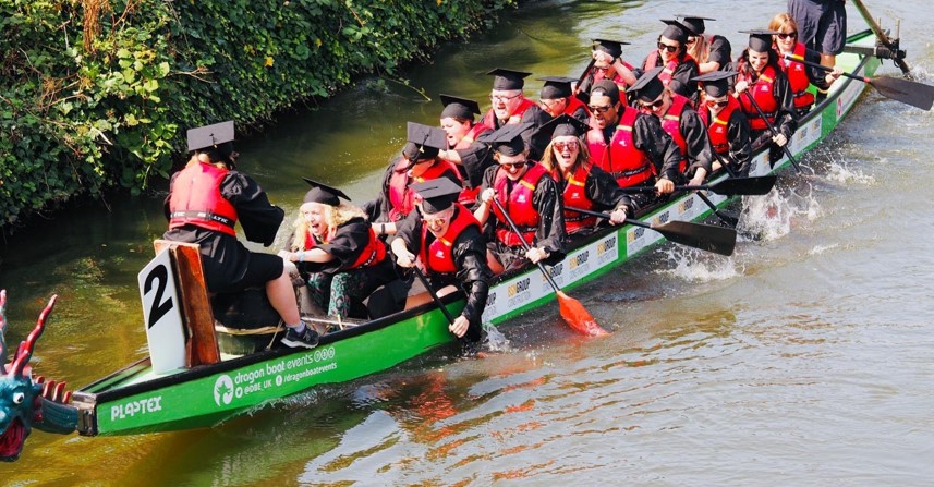 Team 'Scholar Ship' at the Tonbridge Dragon Boat race